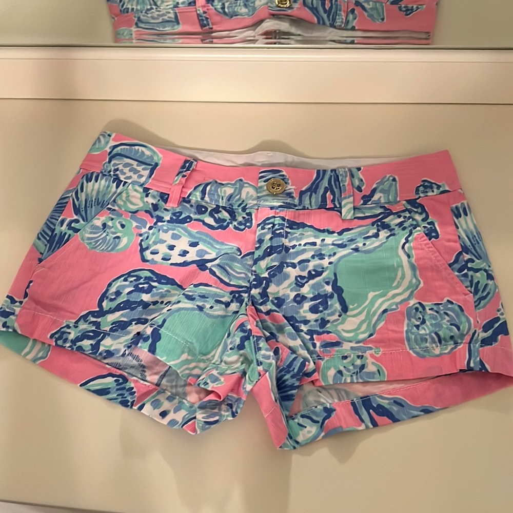 Lilly Pulitzer Walsh short